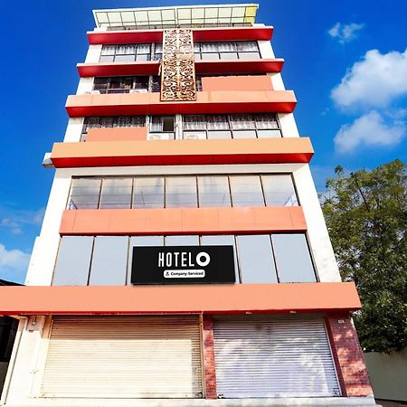 Super Hotel O Geeta Mandir Formerly Hotel Green Park Ahmedabad Extérieur photo